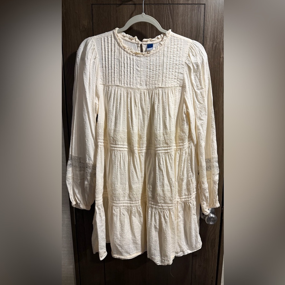 Old Navy Cream Long Sleeve Dress